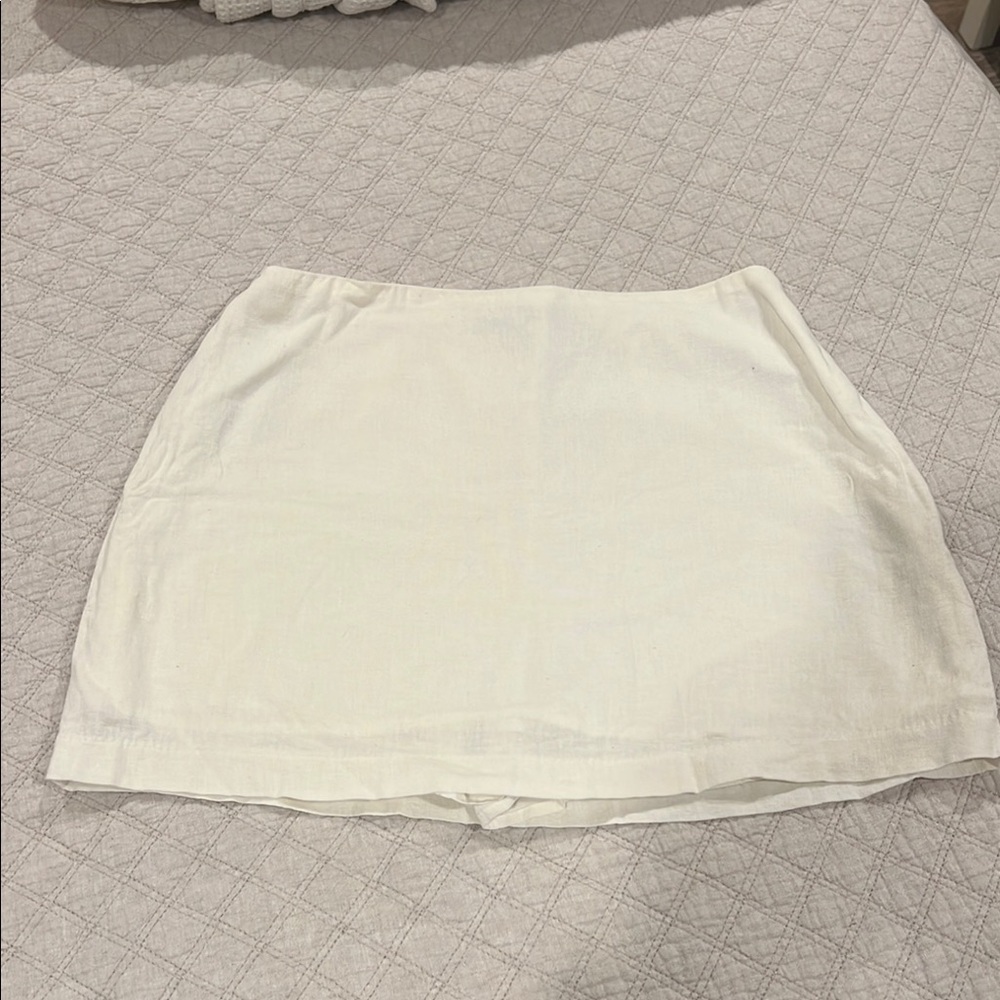 Abercrombie White Linen Skort